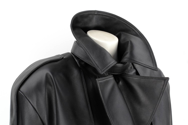 OKS450 - Czarny płaszcz skórzany damski typu oversize