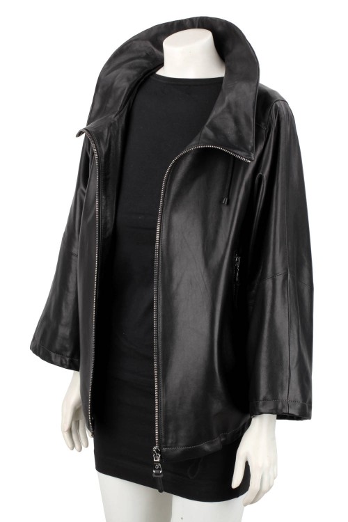 AID450 - Damska kurtka skórzana oversize z czarnej skóry naturalnej