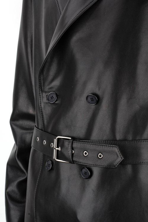 WIN450 - Dwurzędowy płaszcz skórzany męski zapinany na guziki z paskiem