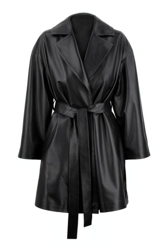 FLO450 - Czarny płaszcz skórzany damski w kroju oversize wiązany w tali  sklep CarloMonti.com